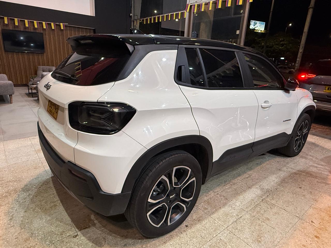 JEEP AVENGER EV ELECTRICO 4X2