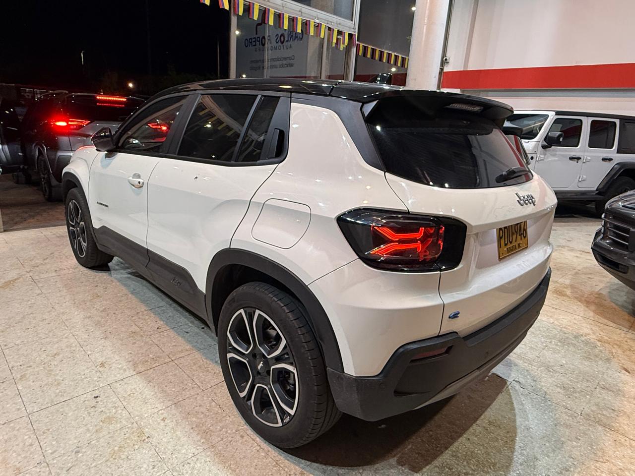 JEEP AVENGER EV ELECTRICO 4X2