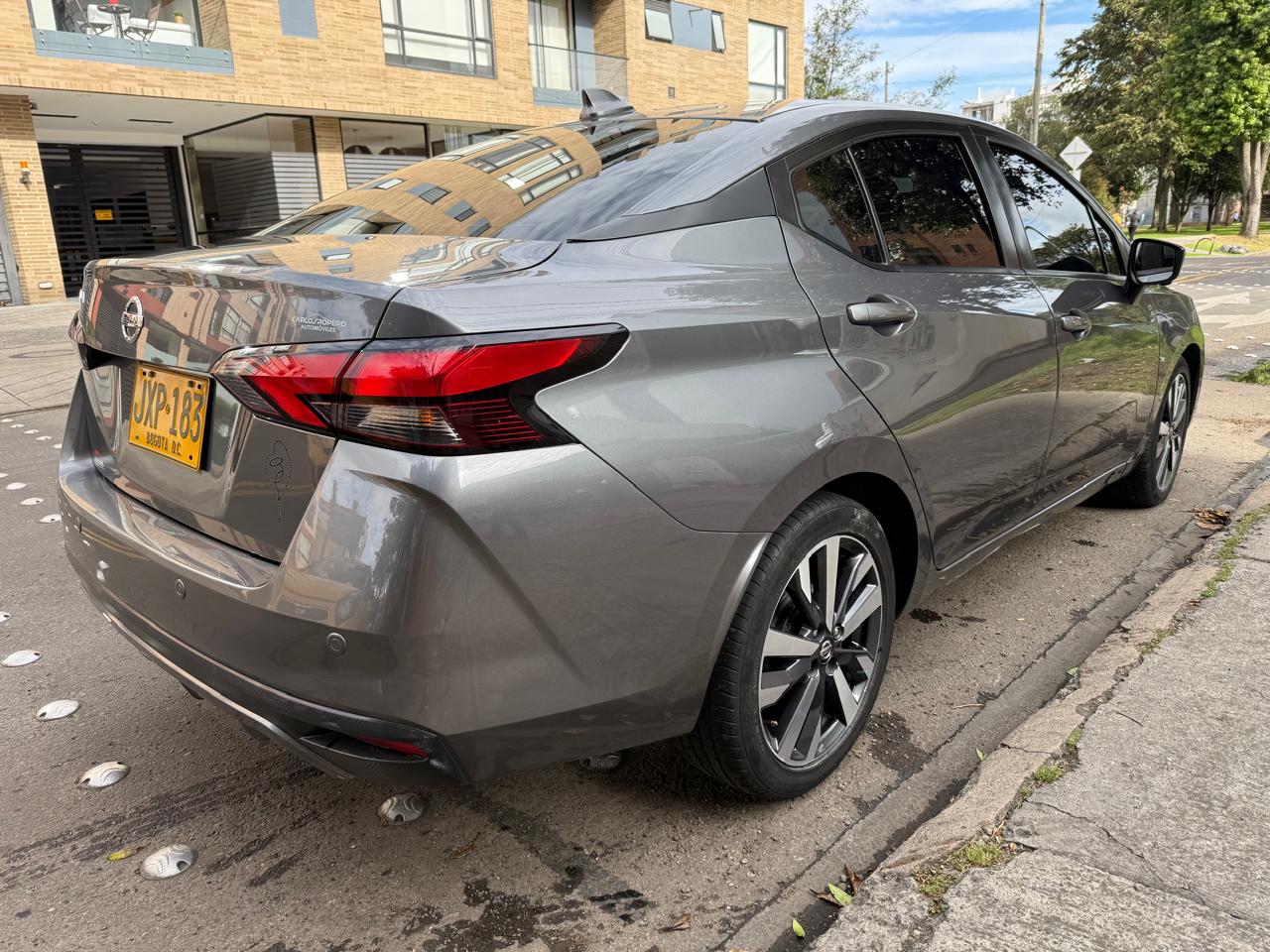 NISSAN VERSA EXCLUSIVE