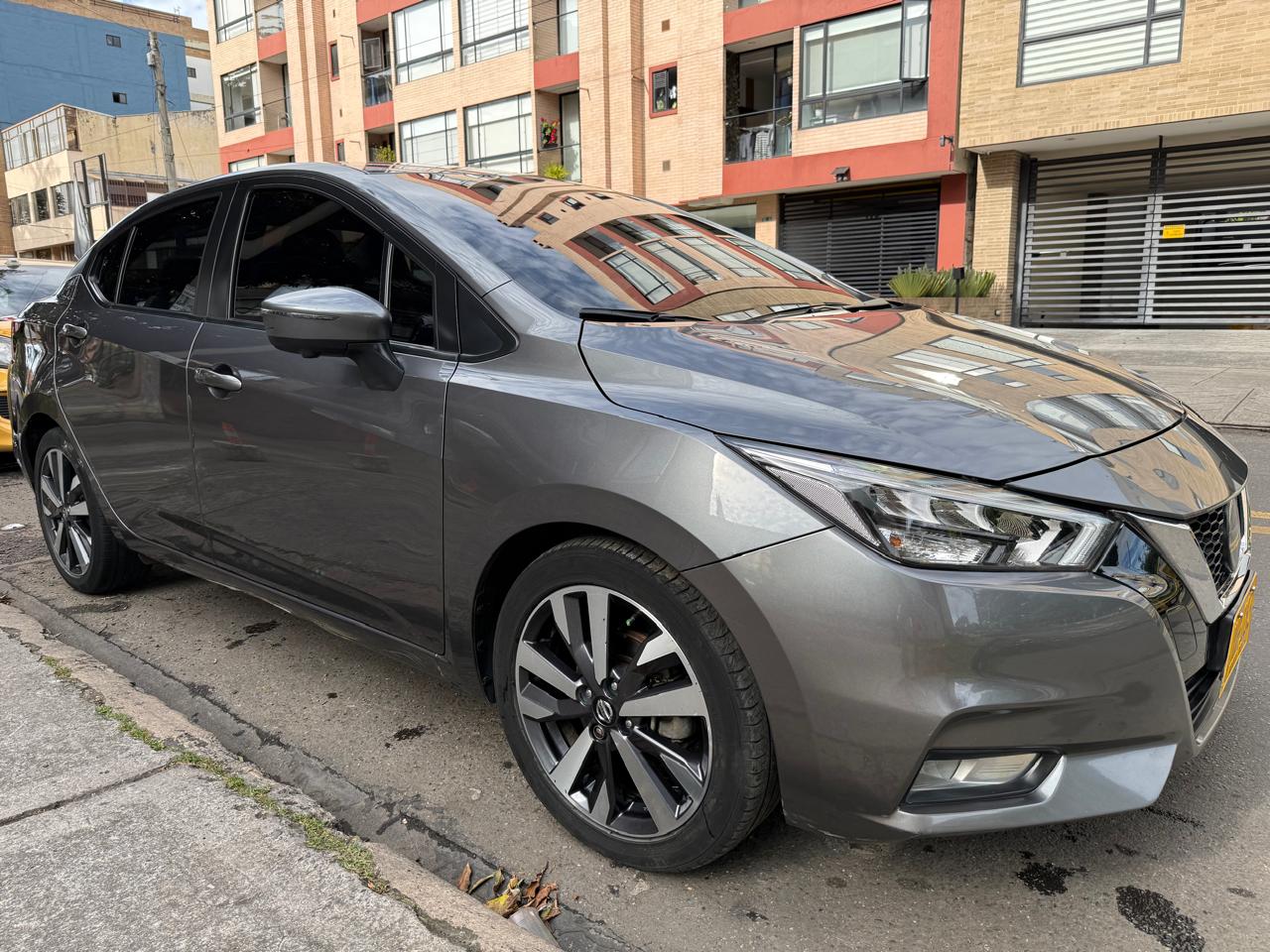 NISSAN VERSA EXCLUSIVE