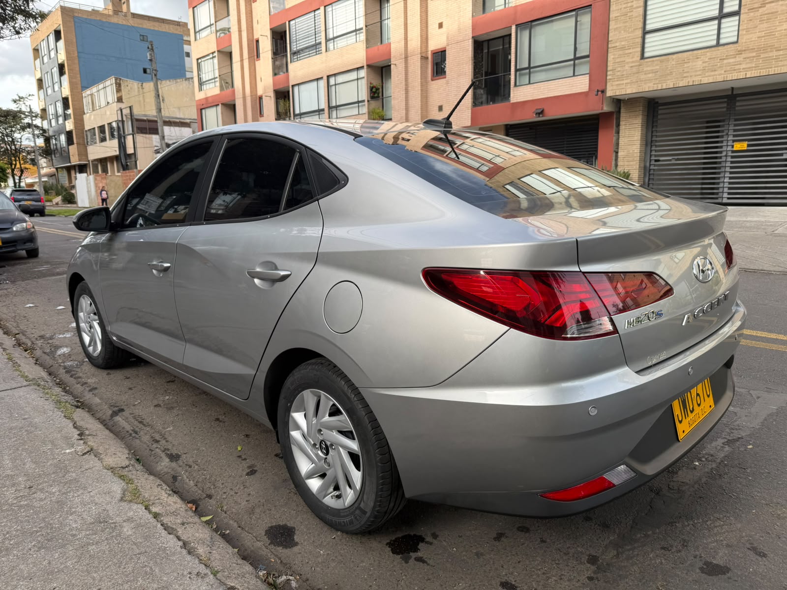 HYUNDAI ACCENT HB20S