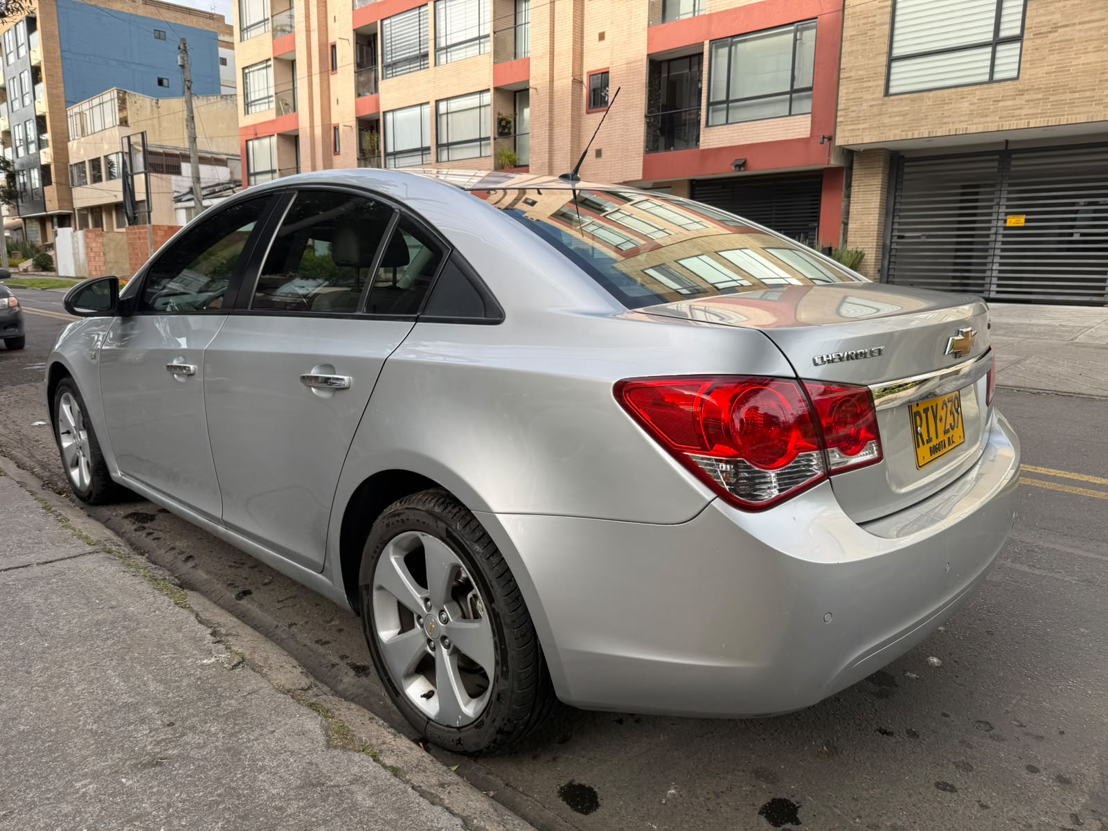 CHEVROLET CRUZE PLATINUM