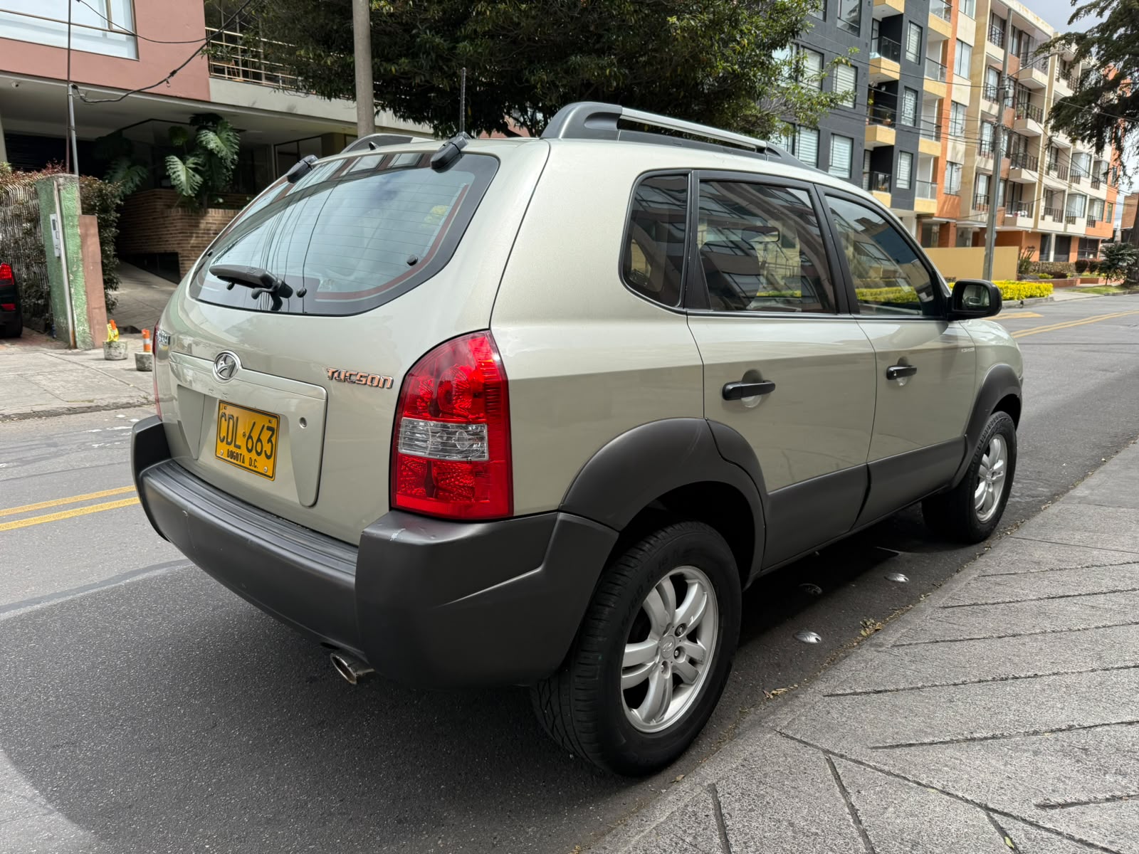 HYUNDAI TUCSON GL
