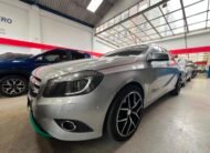 MERCEDES BENZ A200