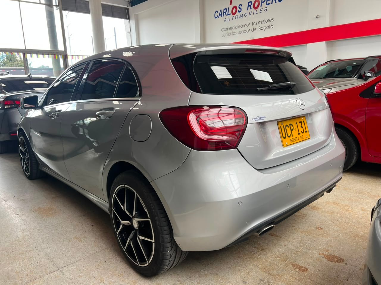MERCEDES BENZ A200