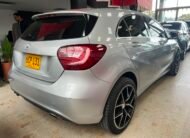 MERCEDES BENZ A200