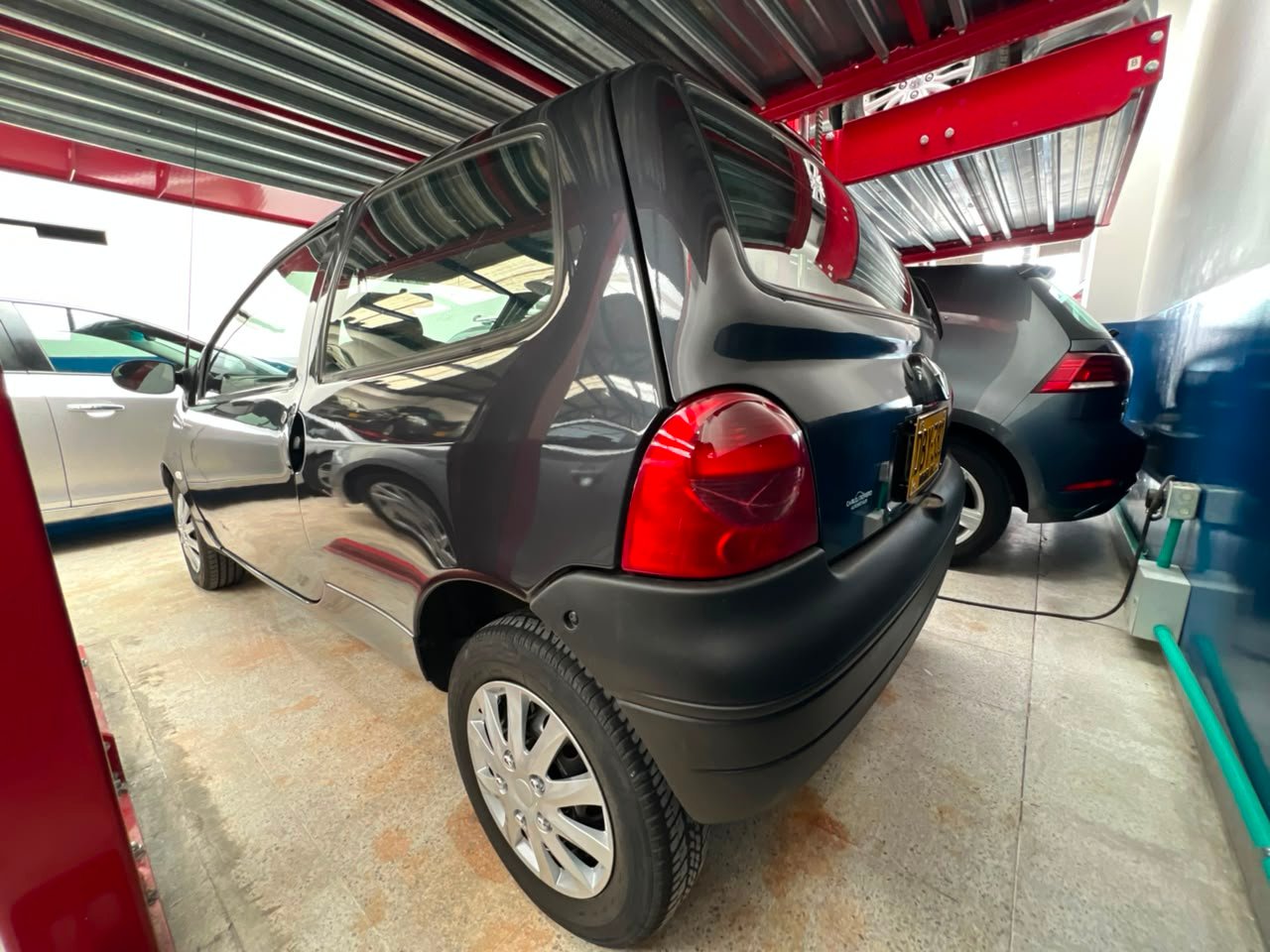 RENAULT TWINGO