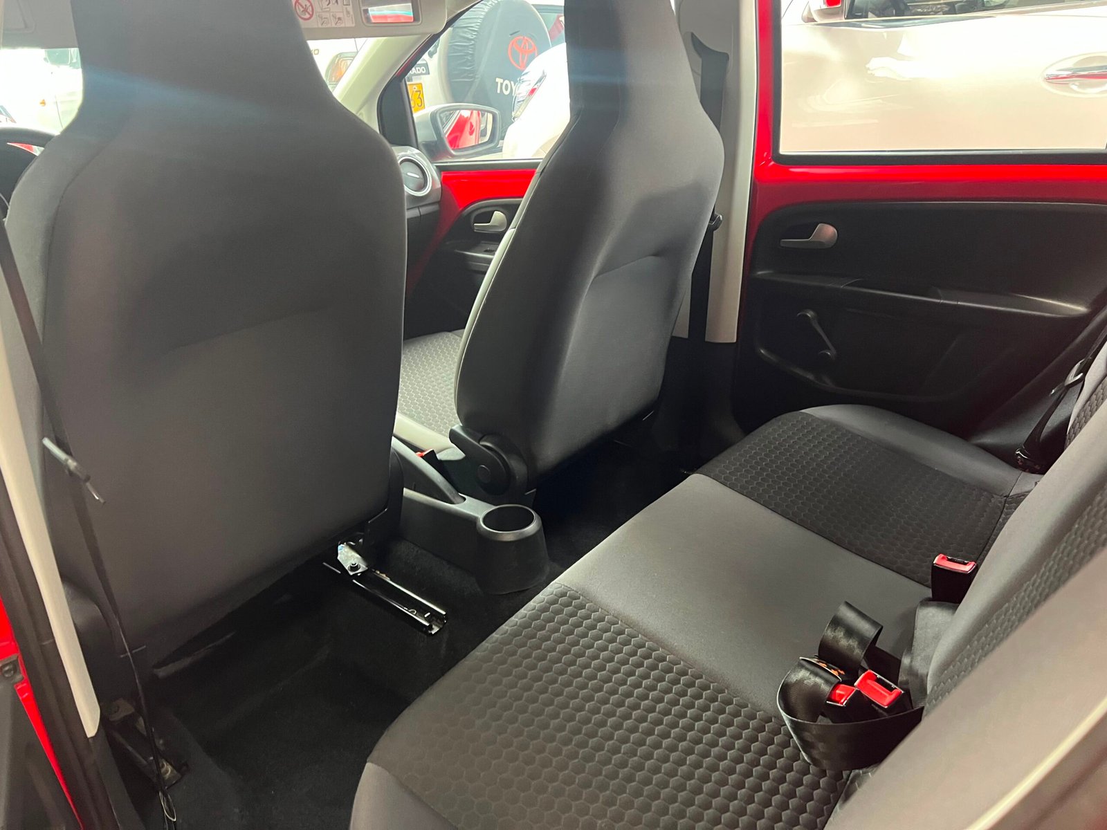 VOLKSWAGEN CROSS UP