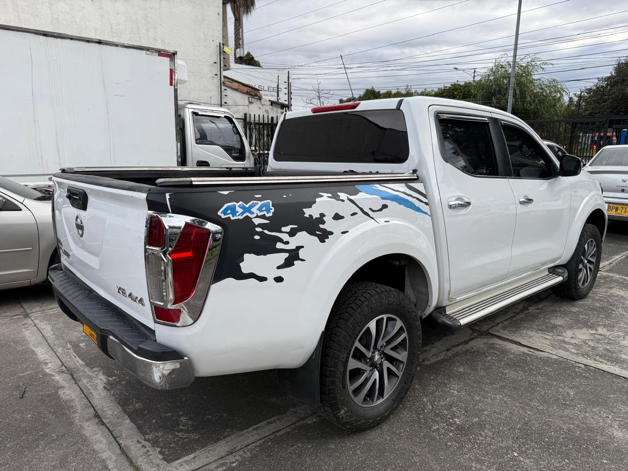 NISSAN NP300 FRONTIER DIESEL 4X4