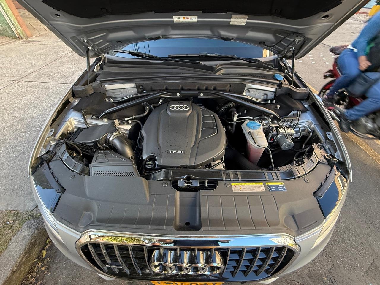 AUDI Q5 AMBITTION