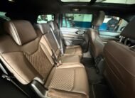 JEEP COMMANDER OVERLAND Turbo 4X2 7 PASAJEROS