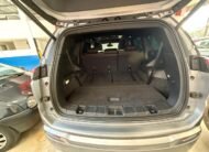 JEEP COMMANDER OVERLAND Turbo 4X2 7 PASAJEROS