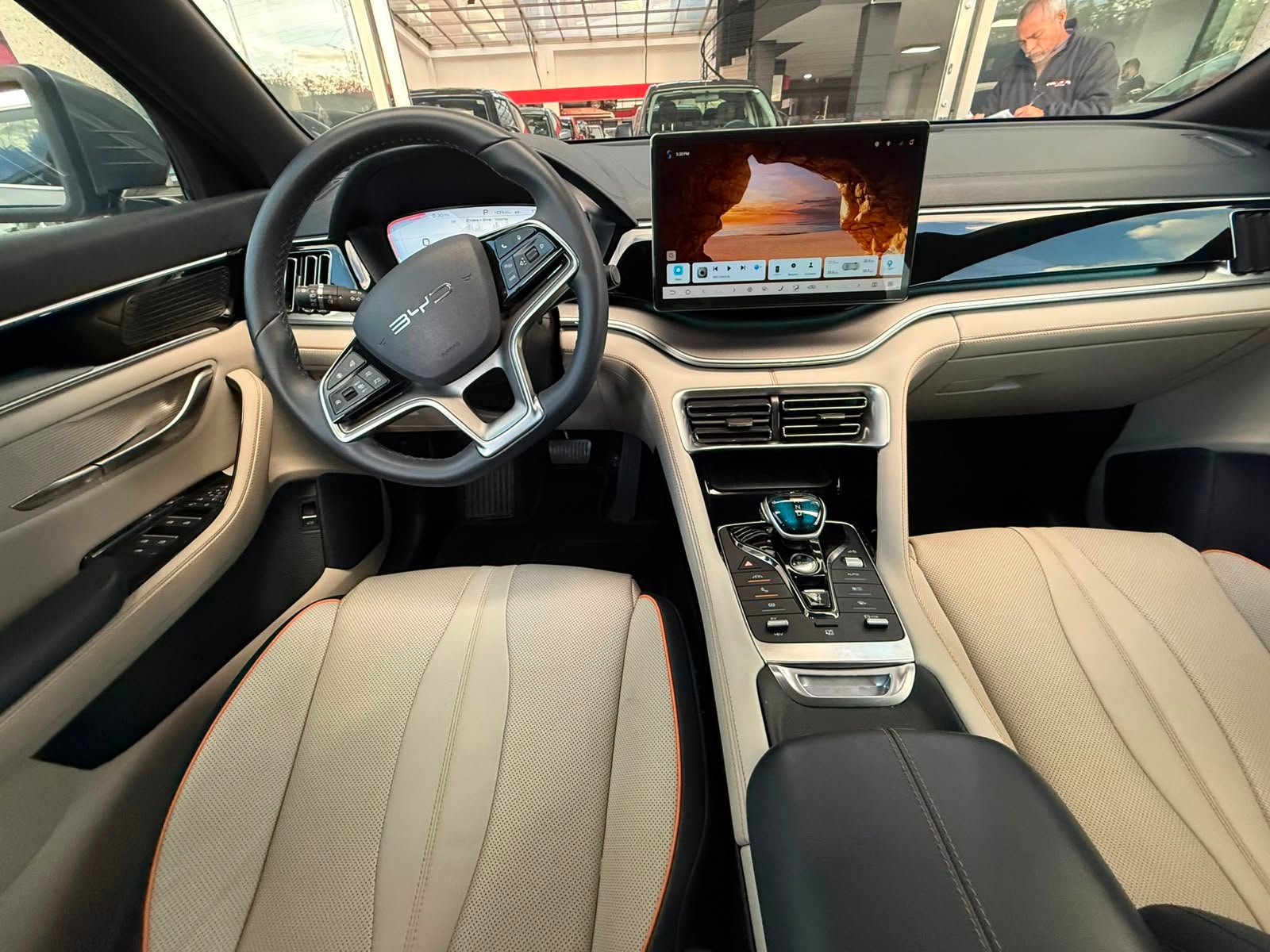 BYD SONG PLUS HIBRIDO ENCHUFABLE