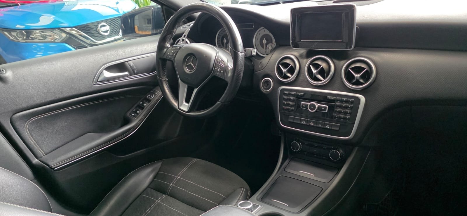 MERCEDES A200