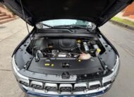 JEEP COMMANDER OVERLAND 4X2 7 Pasajeros