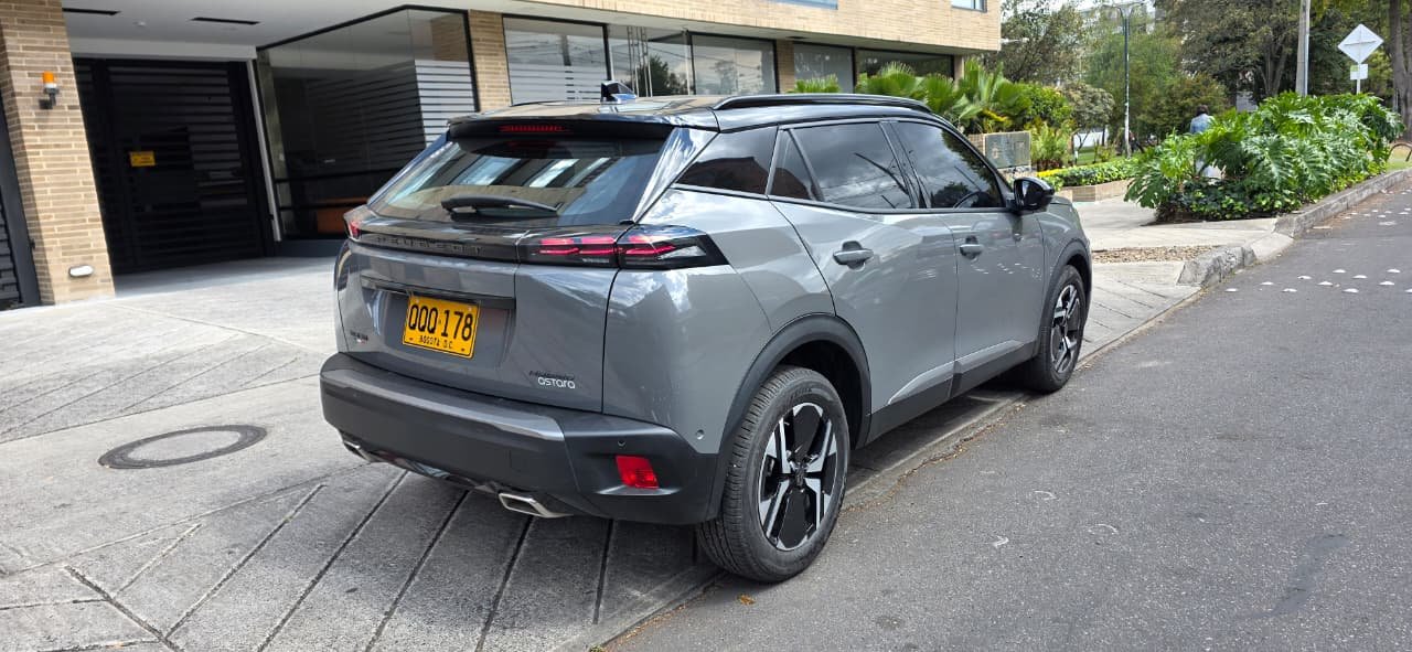 PEUGEOT 2008 GT LINE HIBRIDA