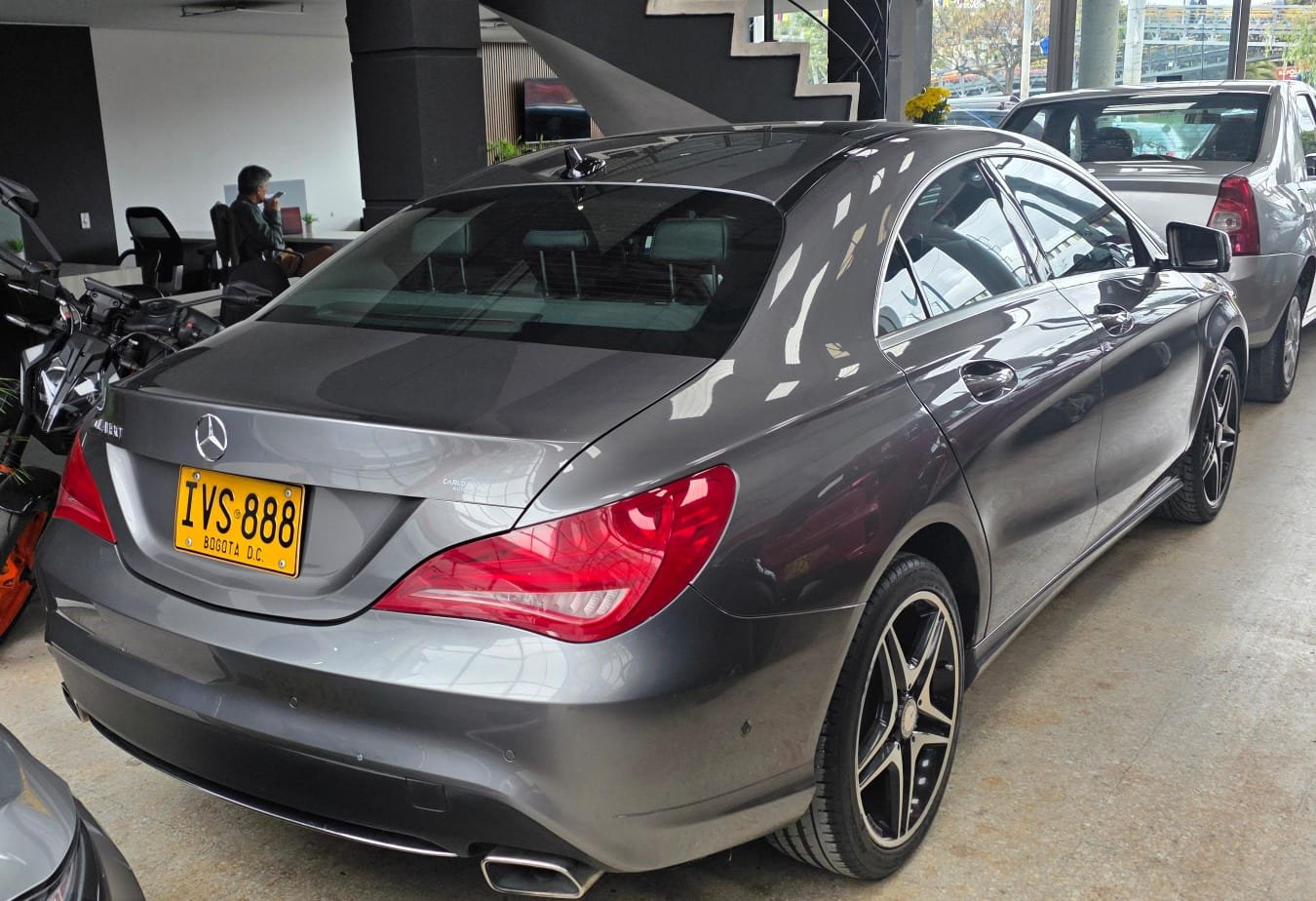 MERCEDES BENZ CLA 180